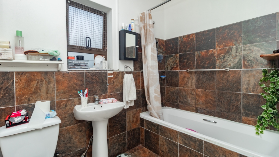 4 Bedroom Property for Sale in Table View Western Cape